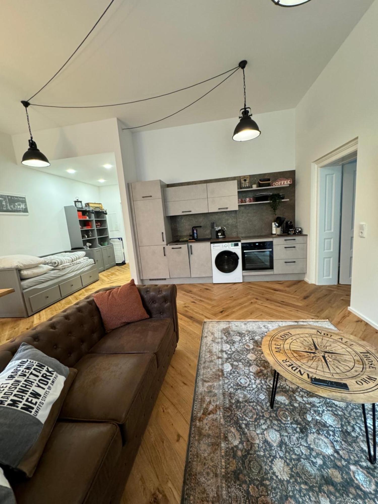 לינץ Industrial Apartment Schlossberg מראה חיצוני תמונה
